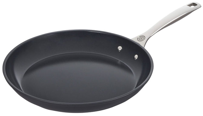 Bratpfanne mit keramischer Antihaftbeschichtung