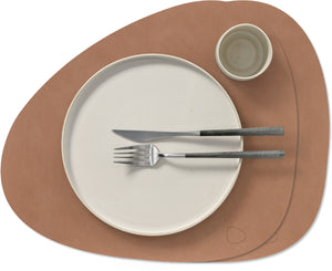 LIND DNA Tischsets Nupo - Leder - Altrosa - Curved - 44 x 37 cm - 2 Stück