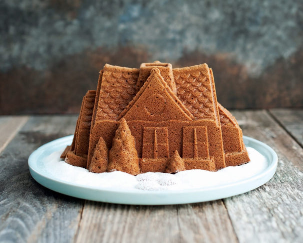 Nordic Ware Gugelhupfform Lebkuchenhaus / Gingerbread House Silber - Aluguss - 26 x 20 cm