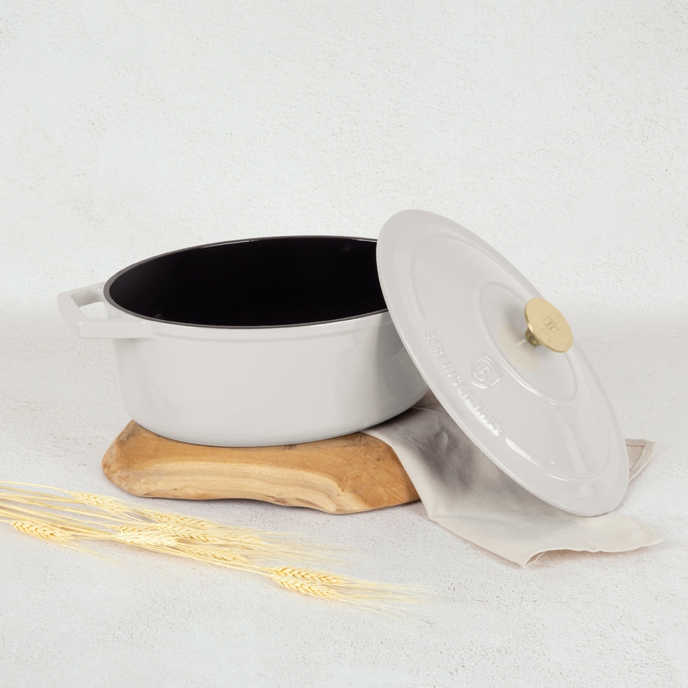 BerlingerHaus Bräter Matt Crème Oval - Gusseisen - 30 x 22 cm - geeignet für alle Wärmequellen - emaillierte Antihaftbeschichtung