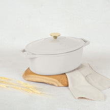 BerlingerHaus Bräter Matt Crème Oval - Gusseisen - 30 x 22 cm - geeignet für alle Wärmequellen - emaillierte Antihaftbeschichtung