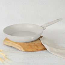 BerlingerHaus Bratpfanne Matt Crème ø 24 cm - geeignet für alle Wärmequellen - Standard Antihaftbeschichtung