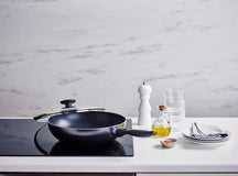 Beka Wok-Pfanne mit Glasdeckel Pro Induc ø 28 cm - keramische Antihaftbeschichtung