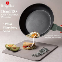 BerlingerHaus Topfset Matt Grün 11-Teilig - Kochtopf ø 20, 24, 28 cm, Bratpfanne ø 24, 28 cm & Stielkasserolle ø 16 cm - Geeignet für alle Wärmequellen