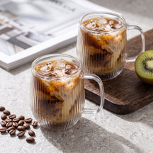 Cookinglife Doppelwandige Cappuccino- / Teegläser mit Henkel Lines - 250 ml - 2 Stück