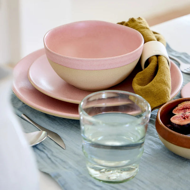 Costa Nova Geschirrset Arenito Mauve Rose 18-teilig / 6 Personen - 6 Speiseteller, 6 Frühstücksteller & 6 Schalen