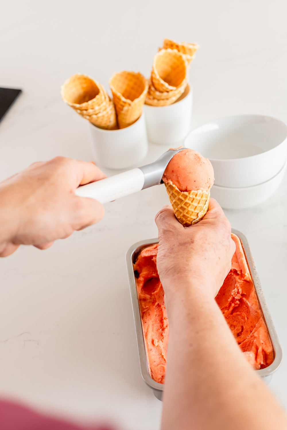 KitchenAid Eisportionierer Classic Porzellanweiß Edelstahl 21cm - Eislöffel Scoop