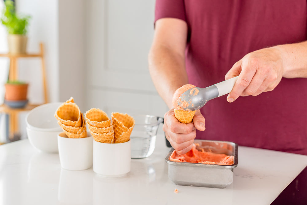 KitchenAid Eisportionierer Classic Porzellanweiß Edelstahl 21cm - Eislöffel Scoop
