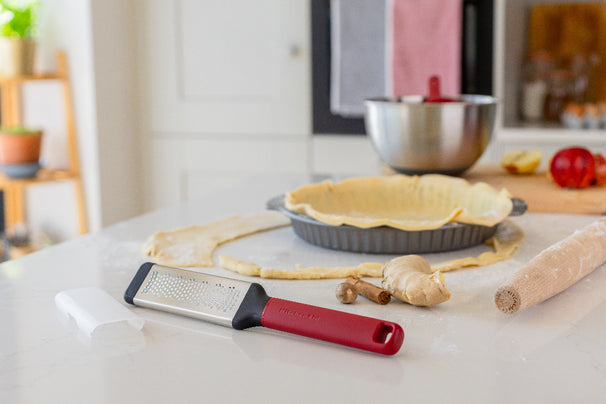 KitchenAid Reibe Classic Kaiserrot Edelstahl/Kunststoff 29cm Fein - Raspel