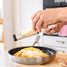 KitchenAid Reibe Feine Classic Porzellanweiß Kunststoff/Edelstahl 29cm - Raspel