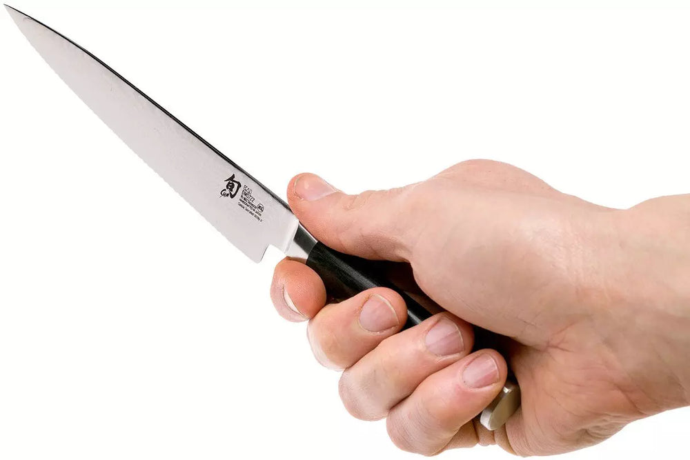 Kai Shun Classic Tomatenmesser - 32-lagiger Damaststahl - 15 cm - DM-0722