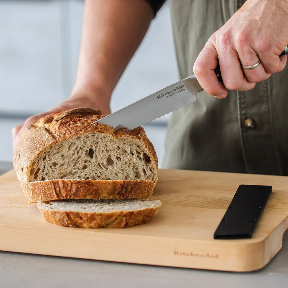 KitchenAid Brotmesser Gourmet Edelstahl 20 cm Schwarz/Silber - Brotschneiden