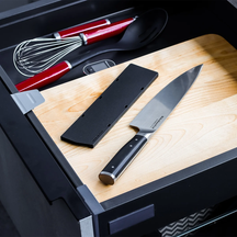 KitchenAid Kochmesser Gourmet Edelstahl 20 cm Schwarz/Silber - mit Messerschutz
