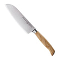 Messermeister Santokumes Oliva Luxe 16.5 cm met olijfhouten heft, vrijstaand op witte achtergrond