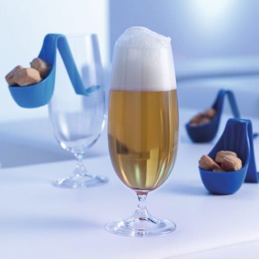 Leere Biergläser