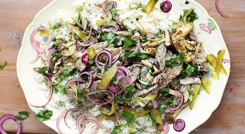 Schnelles und geschmackvolles Rindfleisch mit Pilzen und einer cremigen Sauce
