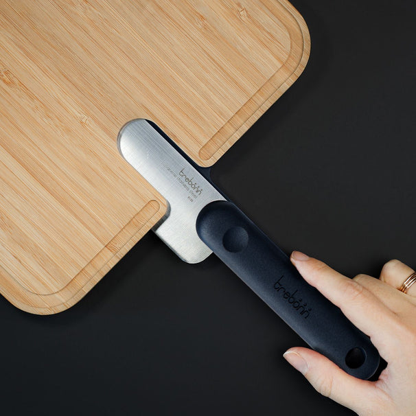 Trebonn Schneidebrett Artú mit Kochmesser – Schwarz