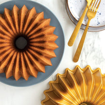 Nordic Ware Gugelhupfform Brilliance Bundt Gold - Aluguss - ø 26 cm