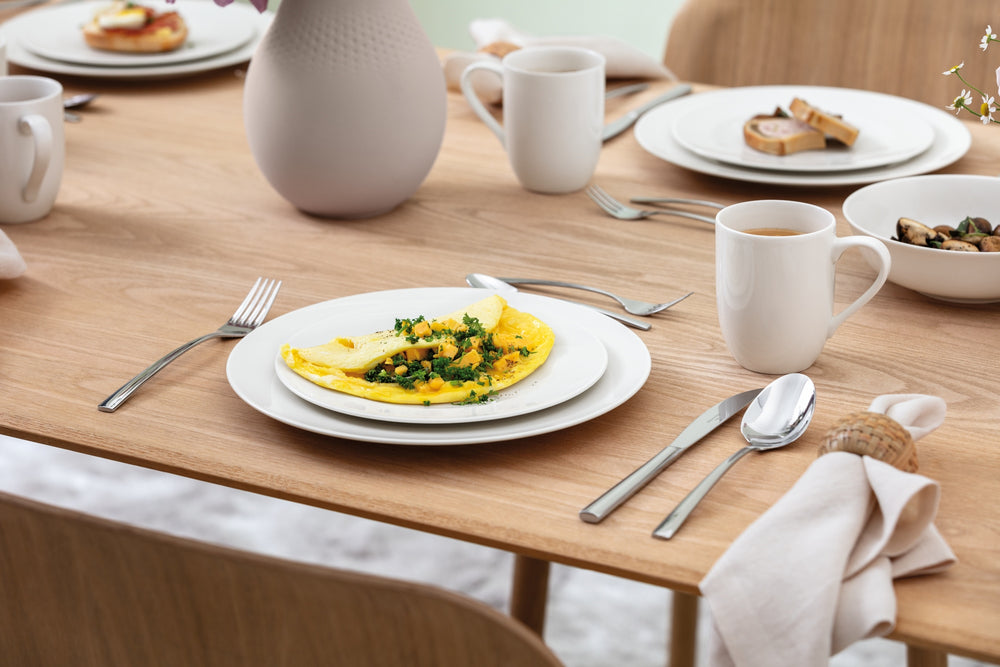 Villeroy & Boch Geschirrset For Me 16-teilig / 4 Personen - 4 Becher mit Henkel, 4 Speiseteller, 4 Frühstücksteller und 4 French Bowls