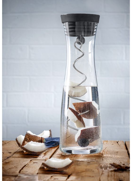 WMF Basic Wasserkaraf - Tropffrei - Schwarz / Silber - 1 Liter