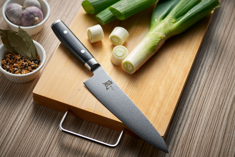 Yaxell Kochmesser - 24 cm – 69-lagiger Damaststahl – Griff aus Canvas-Micarta