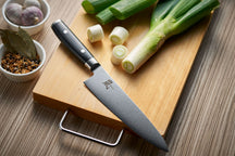 Yaxell Kochmesser - 24 cm – 69-lagiger Damaststahl – Griff aus Canvas-Micarta