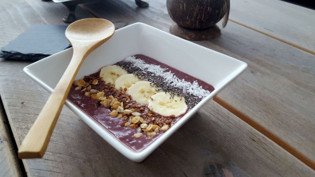 Eine cremige, nahrhafte Bowl, um gut in den Tag zu starten