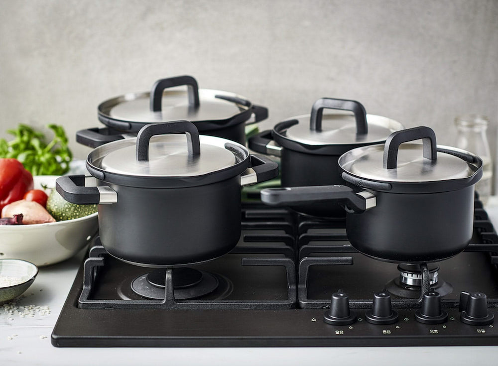 BK Topfset Flow Cool Schwarz 4-teilig -Edelstahl - Kochtöpfe ø 16, 18, 20 cm & Stieltopf ø 16 cm