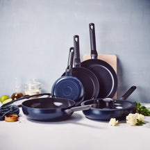 BK Hapjespan met deksel Enjoy Oxford Blue ø 28 cm - sfeerbeeld 2
