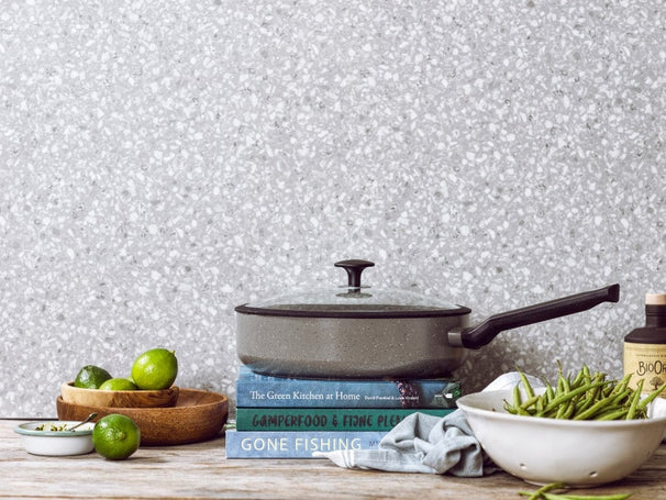 BK Schmorpfanne mit Deckel Granite Grau ø 28 cm / 4,2 Liter - keramische Antihaftbeschichtung