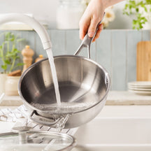 BK Sauteuse Peter Goossens Maestro 3-Ply RVS ø 24 cm / 3.4 Liter - met deksel - sfeerbeeld 3