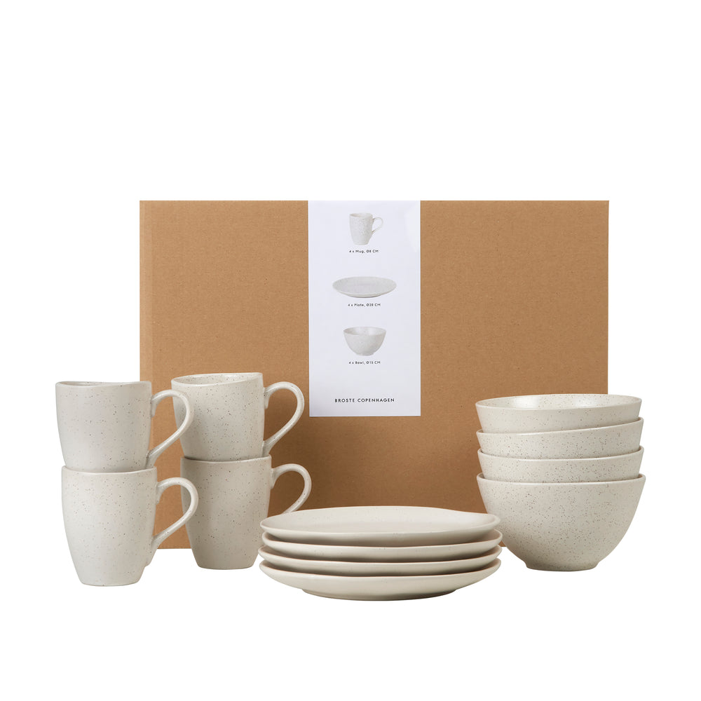 Broste Copenhagen Frühstücksset Nordic Vanilla 12-teilig / 4 Personen - 4 Frühstückteller, 4 Schalen und 4 Tassen