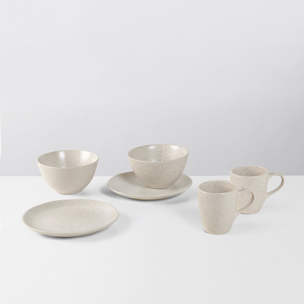 Broste Copenhagen Frühstücksset Nordic Vanilla 6-teilig / 2 Personen - 2 Frühstückteller, 2 Schalen und 2 Tassen