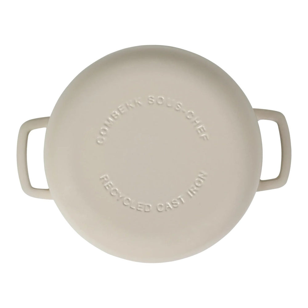 Combekk Braadpan met deksel Gietijzer Sand ø 24 cm / 3.8 Liter - onderaanzicht