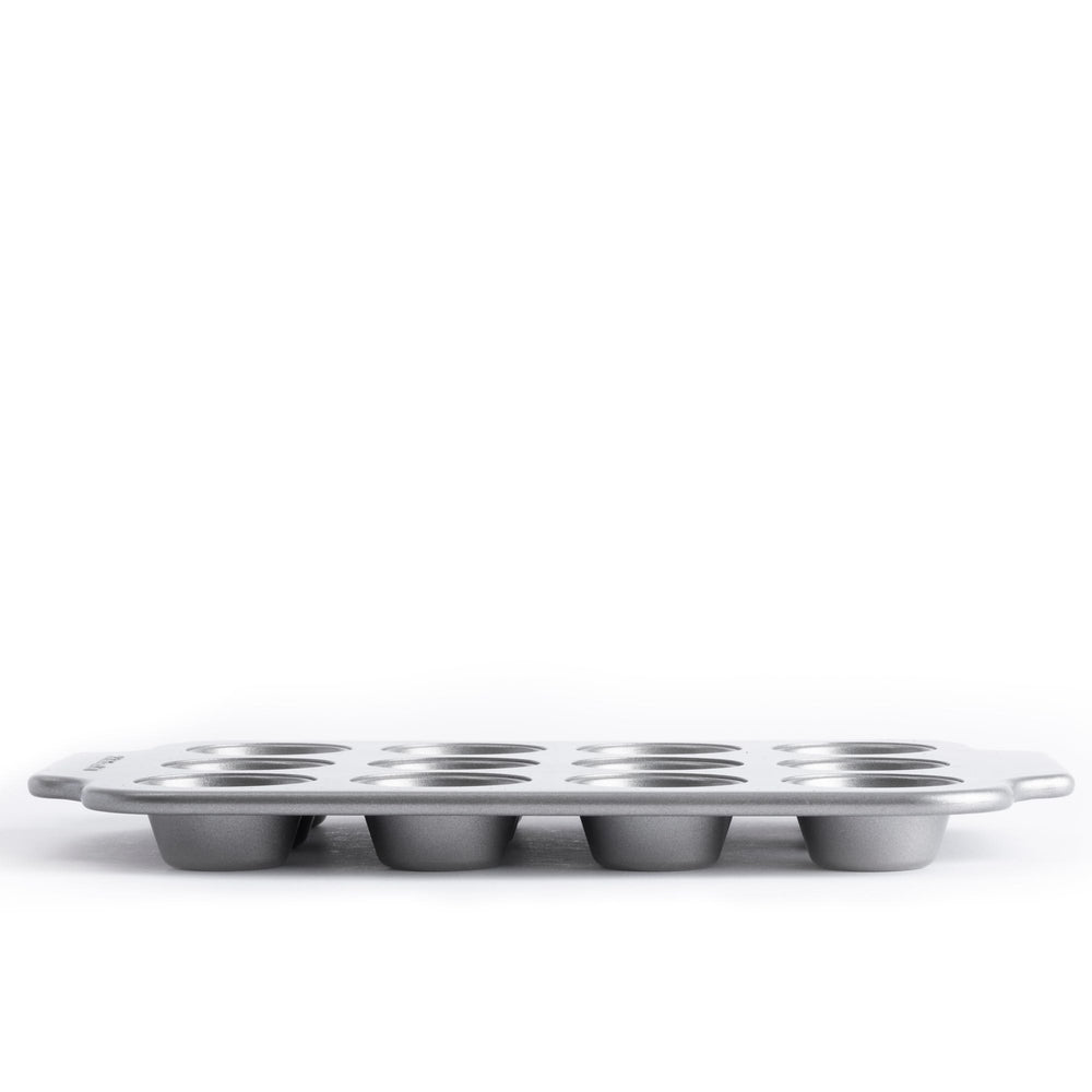 KitchenAid Mini Muffinvorm Aluminized Steel - 12 muffins - 30 x 20 cm - zijaanzicht