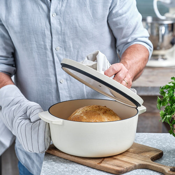 KitchenAid Bräter Gusseisen Cream ø 26 cm / 5,2 Liter - emaillierte Antihaftbeschichtung