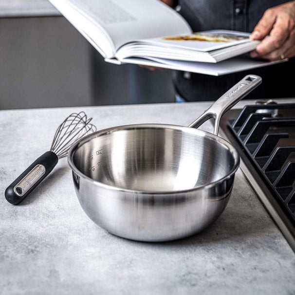 KitchenAid Sauteuse Tri-Ply Edelstahl ø 22 cm / 3,1 Liter - ohne Antihaftbeschichtung