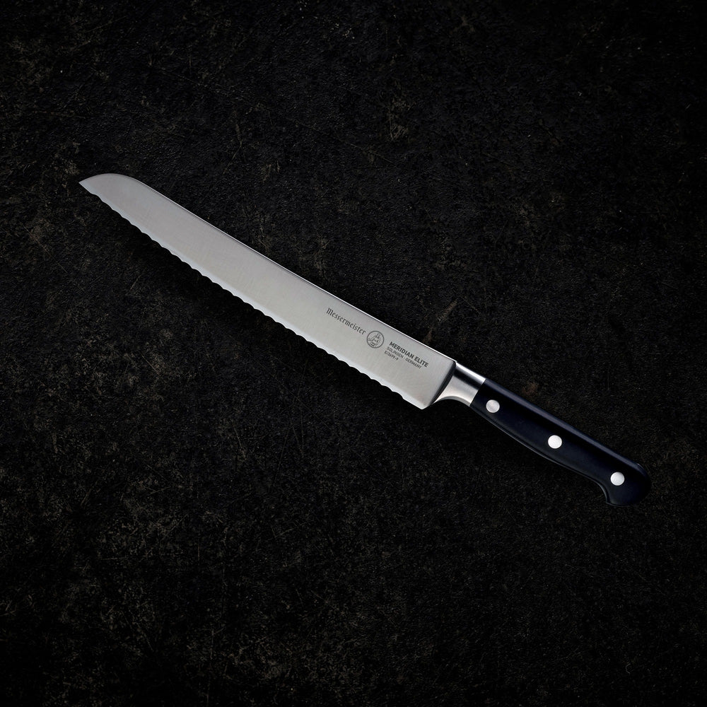 Messermeister Broodmes Meridian Elite 23 cm - sfeerbeeld 1