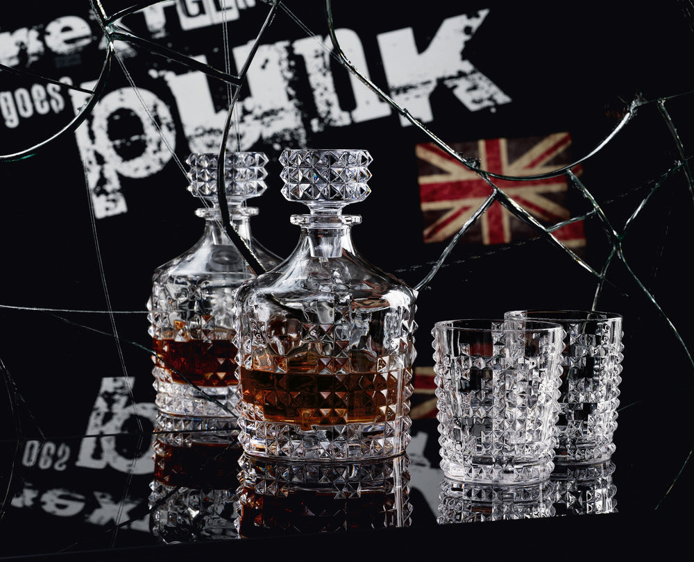 Nachtmann Whiskey Set Punk 3-delig - Karaf 750 ml & 2 Whiskeyglazen 348 ml - sfeerbeeld 1