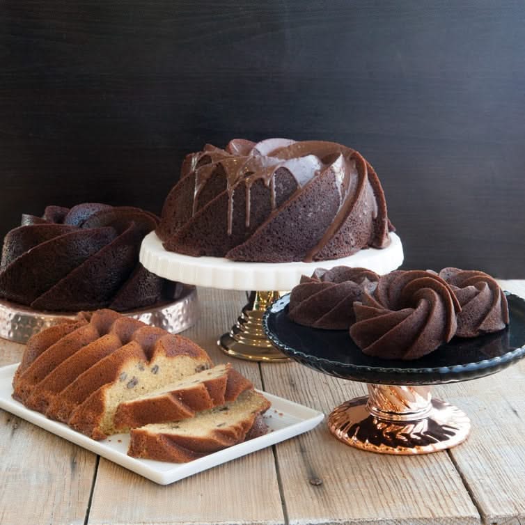 Nordic Ware Gugelhupfform Heritage Bundt Gold - Aluguss - ø 26 cm