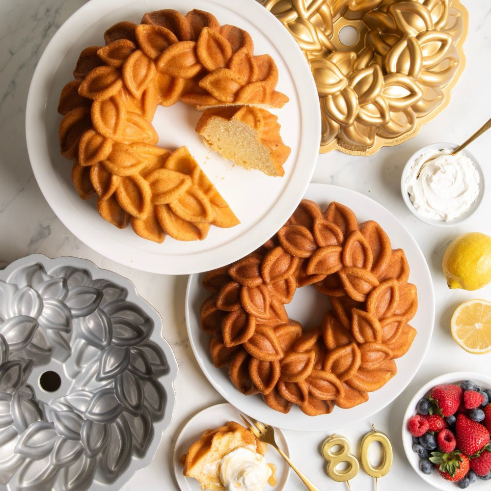 Nordic Ware Gugelhupfform Lorbeerkranz / Laurel Wreath Bundt Gold - Aluguss - ø 27 cm