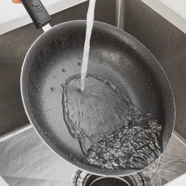 Antihaftpfanne reinigen