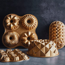 Nordic Ware Kuchenform / Brotbackform Jubilee Loaf Gold - Aluguss - 26 x 15 cm