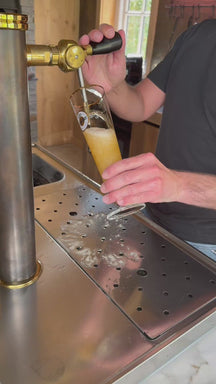 Warsteiner Biergläser mit Fuß 300 ml - 6 Stück