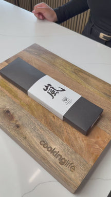 Yaxell Santoku-Messer Zen 16,5 cm – 37-lagiger Damaststahl – Raster auf Canvas-Micarta