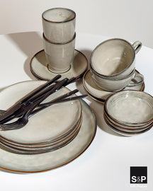 Salt & Pepper Geschirrset Artisan Green - 12-teilig / 4 Personen - 4 Speiseteller, 4 Frühstücksteller und 4 Schalen