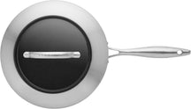 SCANPAN Schmorpfanne / Sauteuse mit Deckel CTX ø 28cm / 2.5 Liter - geeignet für alle Wärmequellen - Standard Antihaftbeschichtung