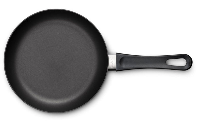 SCANPAN Bratpfanne Classic Induction ø 20 cm - geeignet für alle Wärmequellen - Standard Antihaftbeschichtung