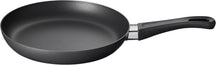 SCANPAN Bratpfanne Classic Induction ø 24 cm - geeignet für alle Wärmequellen - Standard Antihaftbeschichtung