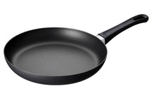 SCANPAN Bratpfanne Classic Induction ø 28 cm - geeignet für alle Wärmequellen - Standard-Antihaftbeschichtung